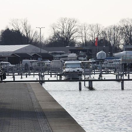 Zum Grossen Zernsee Am Hafen Kolonie Zern Екстериор снимка